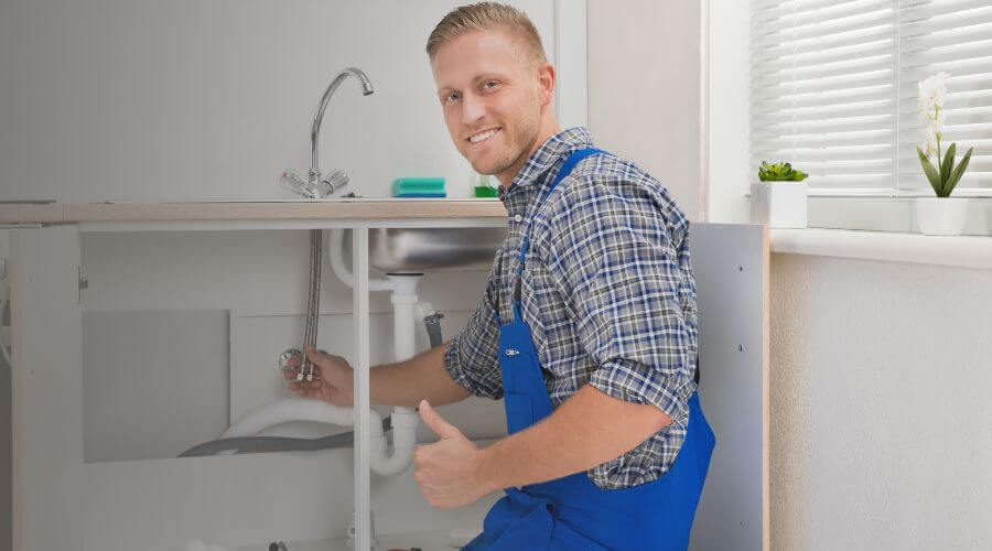Burst Pipe Emergency Service in Yettem, CA